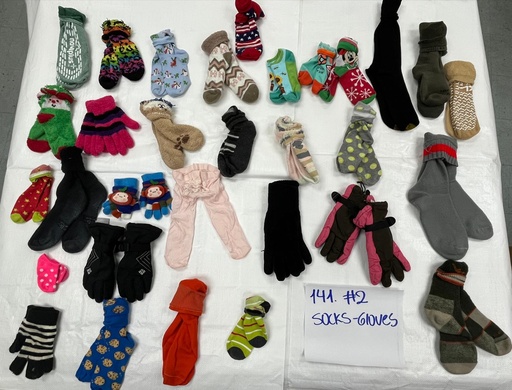 [141] #2 Socks & Cloves - $0.09/lb